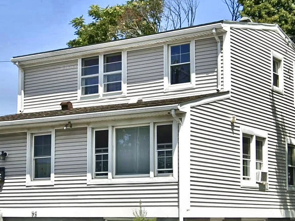 94 Diaz St #2