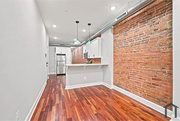 3220 W Diamond St #2 — Photo 5