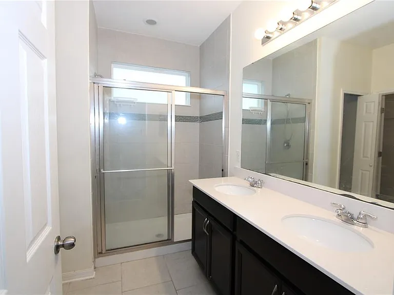 2380 Sanderling St — Photo 8