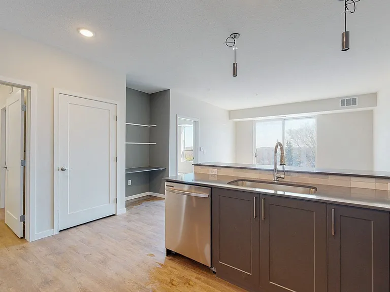The Exchange Apartments — Photo 34