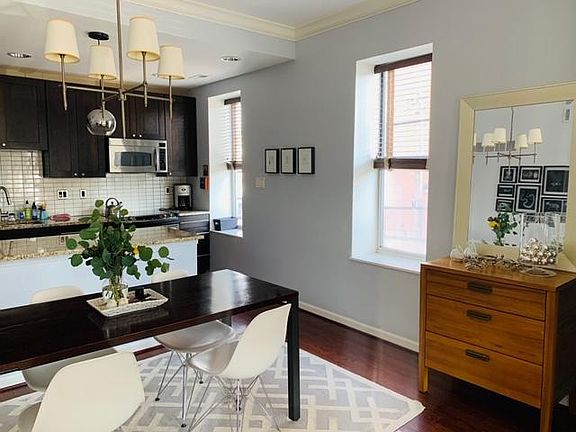 5th image of 226 N Boyle Ave APT 2S