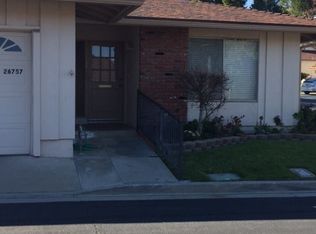 26757 Winsome Cir, Newhall, CA 91321