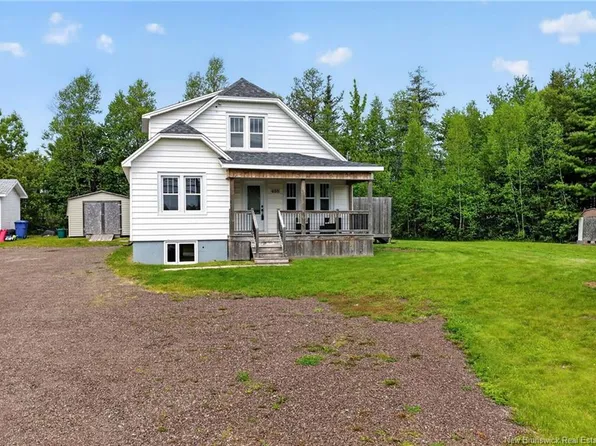 498 Gorge Rd, Moncton, NB E1G 3H8