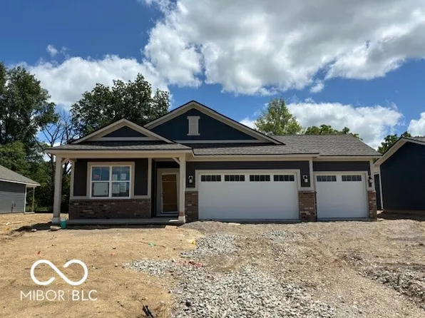 7073 Stetson Dr, Whitestown, IN 46075