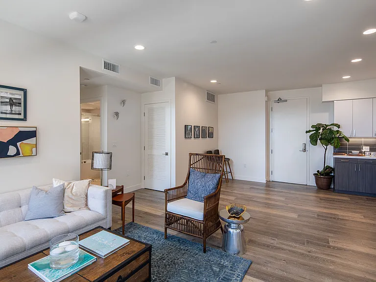 Pacific Apartment Homes — Photo 49