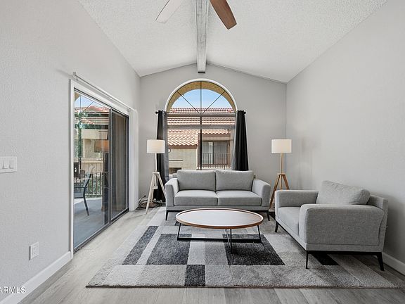 5th image of 1905 E UNIVERSITY Drive #207
