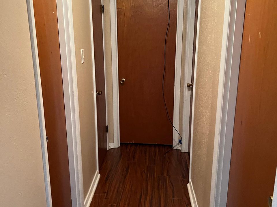 1st image of 644 Highland Park Dr