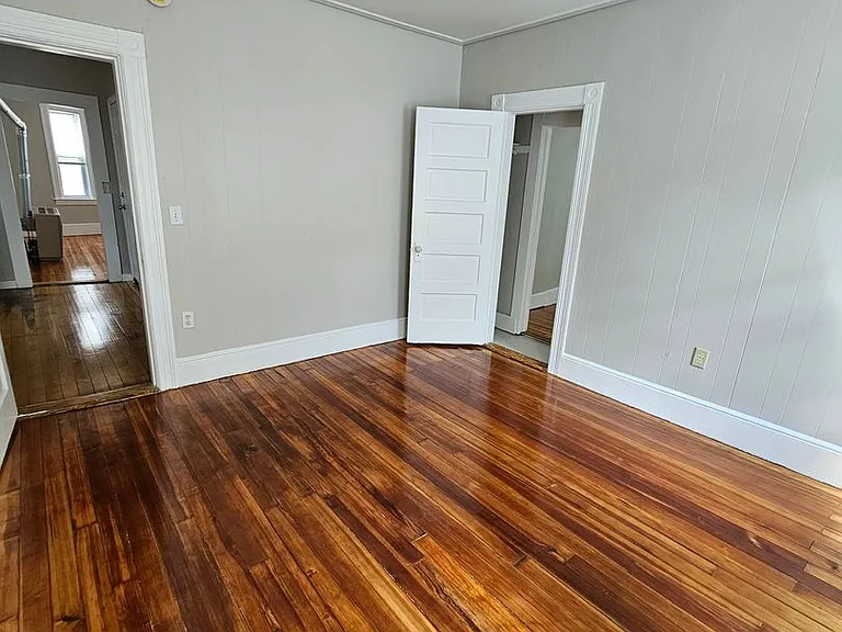 185 Grove St #187 — Photo 13