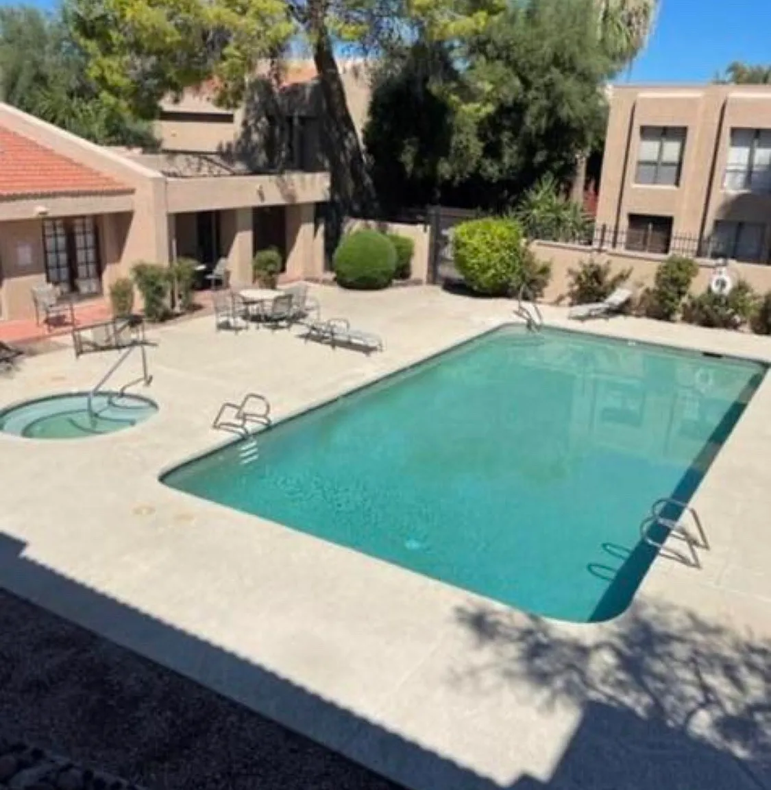 2 bed, 911 sqft, $1,190 — Photo 2