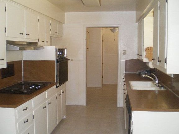 2nd image of 2407 E 24th St
