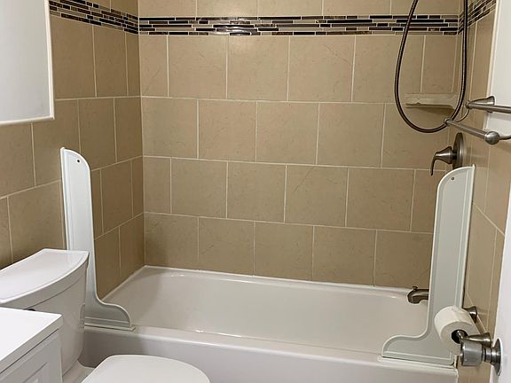 5th image of 9493 Fairfax Blvd APT 304