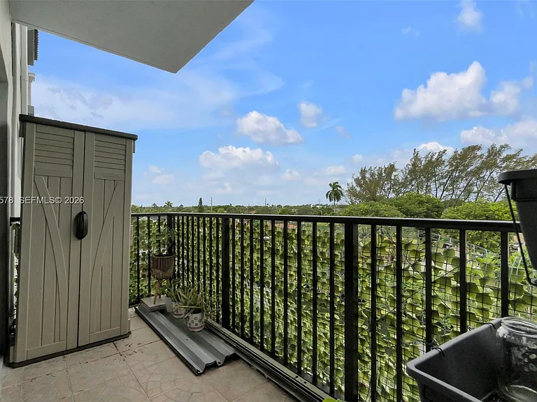 900 SW 84th Ave #412A — Photo 18