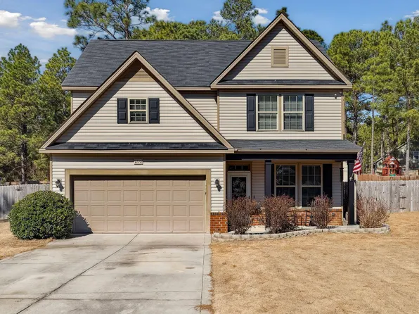 1110 Whitney Drive, Aberdeen, NC 28315