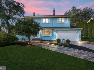 4 Elm Dr, Neptune, NJ