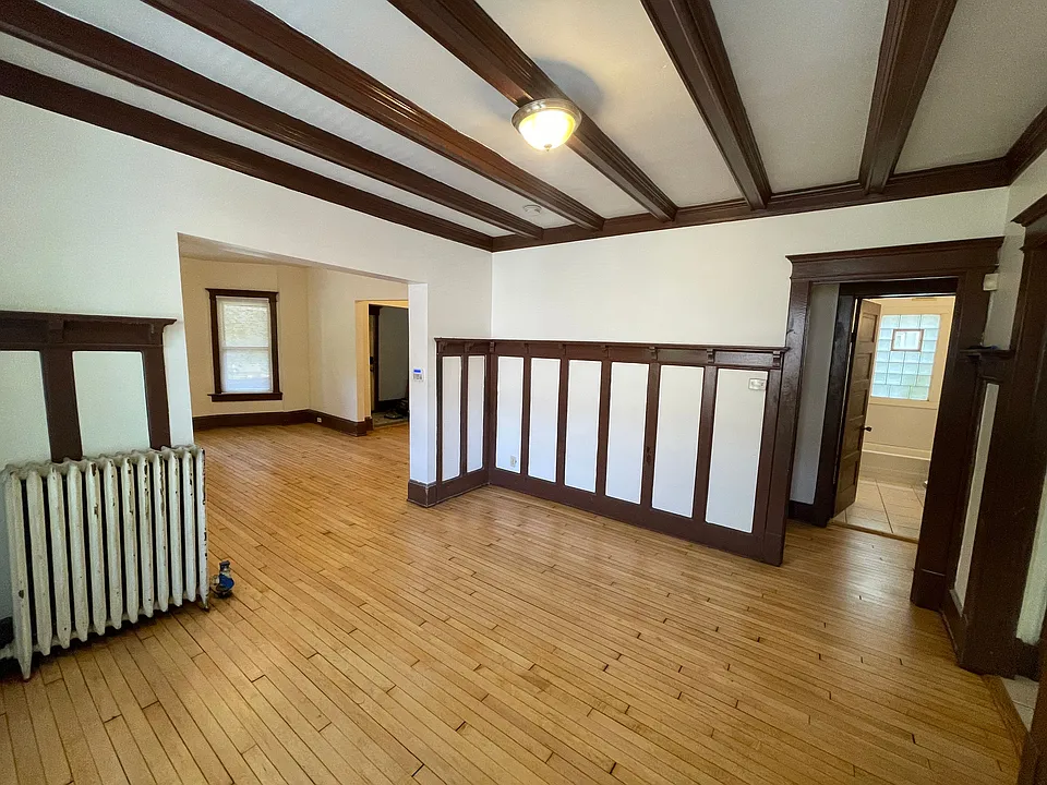 2849-2851 W Juneau Ave #2849