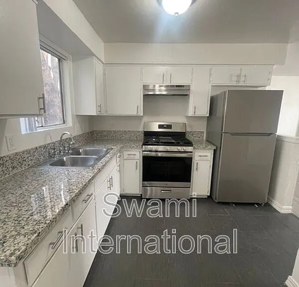 345 E Stepney St #4 — Photo 12