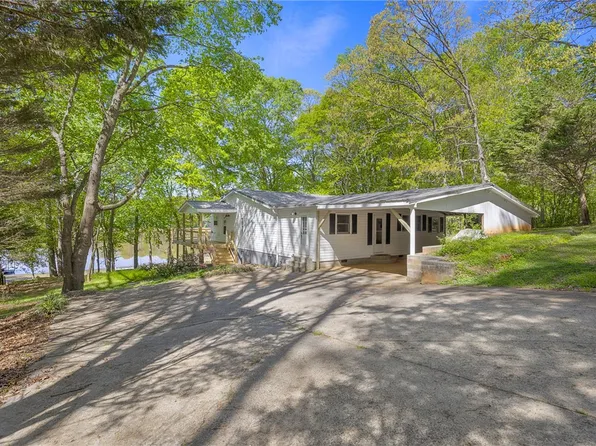 114 Beaver Ln #204, Townville, SC 29689