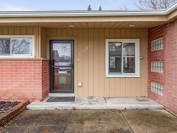 2nd image of 17031 Euclid Ave