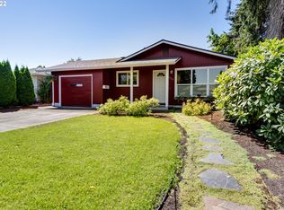 925 Olympic St, Springfield, OR 97477
