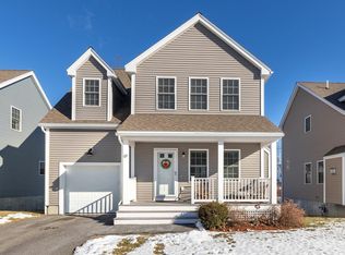 69 Denworth Bell Cir #69, Haverhill, MA 01835