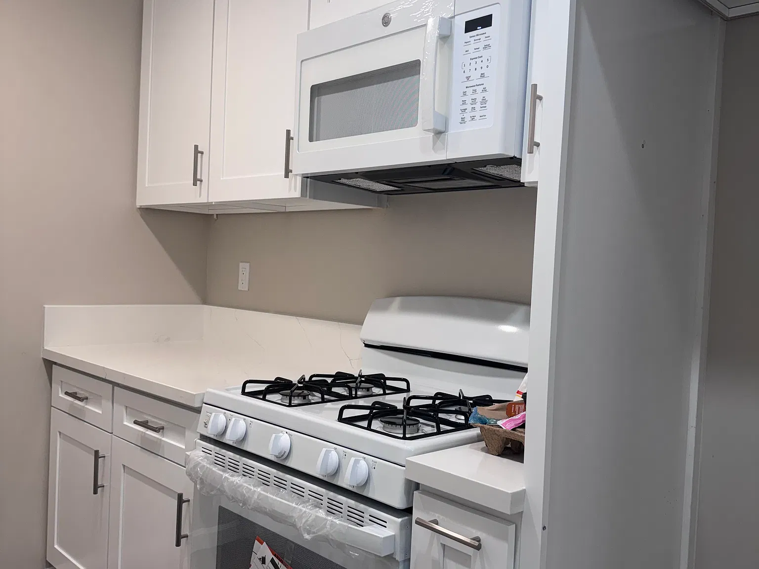 2 bed, 1100 sqft, $2,850 — Photo 4