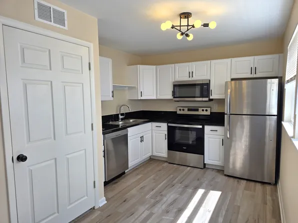 915 Storybook Ln #915, Newark, OH 43055