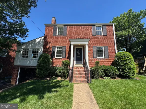 1059 N Montana St, Arlington, VA 22205