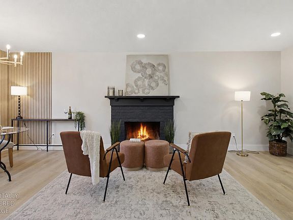 5th image of 6824 Oaklawn Way