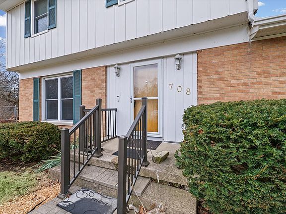 4th image of 708 Stratford Dr