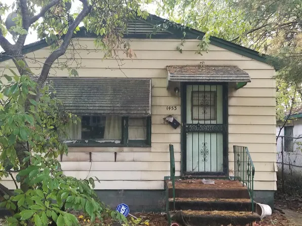1453 W 18th Ave, Gary, IN 46407