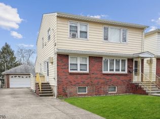 6 Kennedy Ct, Lyndhurst, NJ 07071
