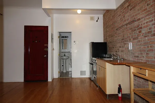 Rented by Skyward | media 9