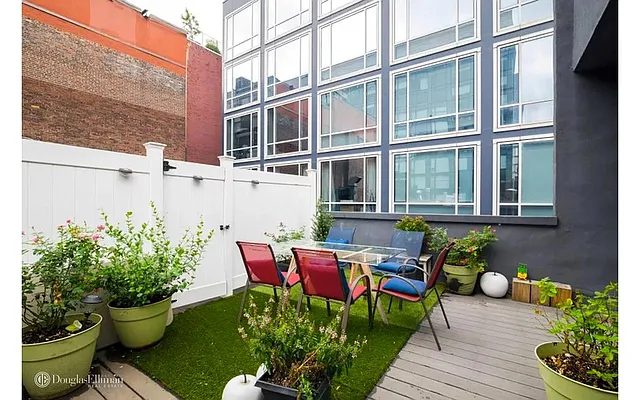 Rented by Douglas Elliman | media 19