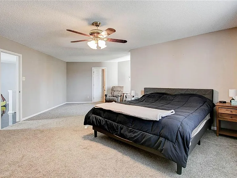 10306 Hatherley Way — Photo 13