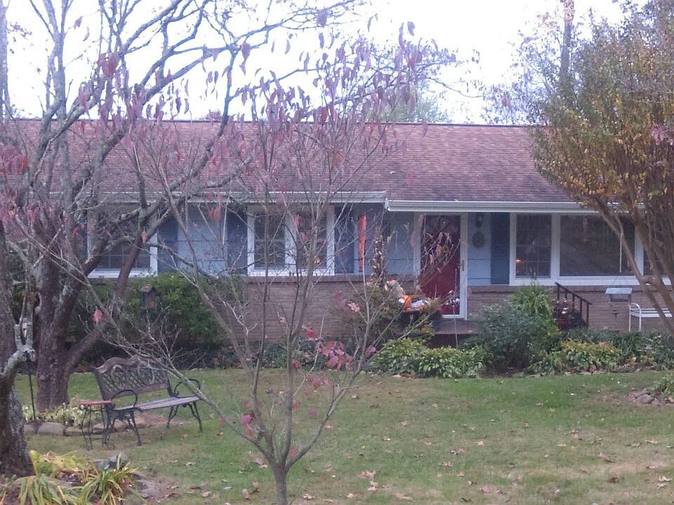 1st image of 1604 Melody Ln