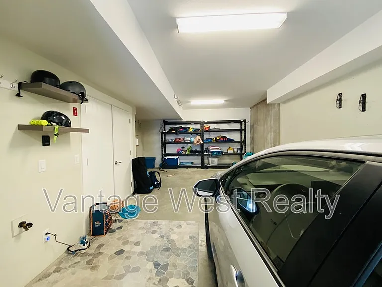 12798 Lake Hill Dr #27 — Photo 19