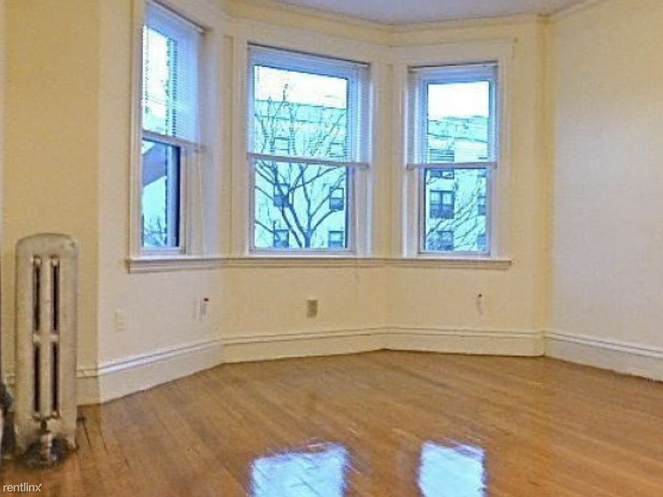 107 Queensberry St. #12 Boston - Fenway Unit Photo 1