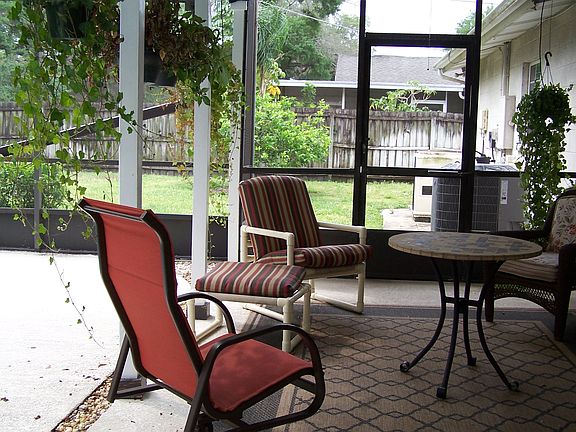 5th image of 2306 Fern Pl