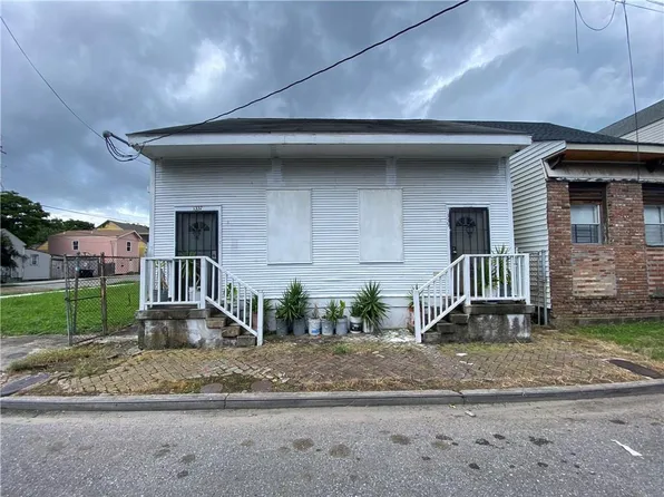 1335 Frenchmen St, New Orleans, LA 70116