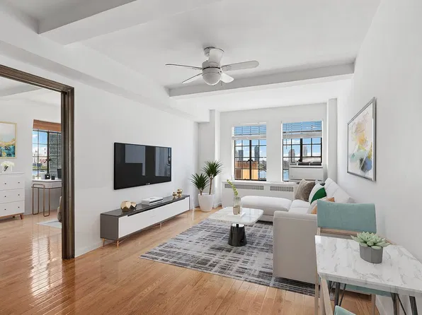 5 Tudor City Pl APT 838, New York, NY 10017