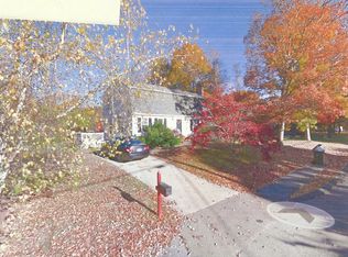 8 Park St, Bellingham, MA 02019