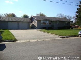 231 Albert Ave W, Winsted, MN 55395