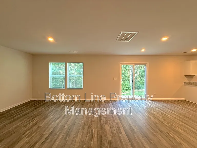 5080 Grain Ct — Photo 7