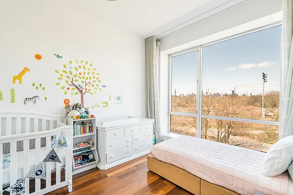 Sold by Compass | media 9