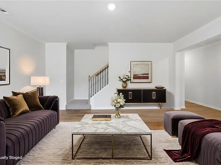21 Berryville Dr — Photo 13