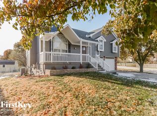 700 Canter St, Raymore, MO 64083