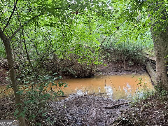 3rd image of Jordon Rd