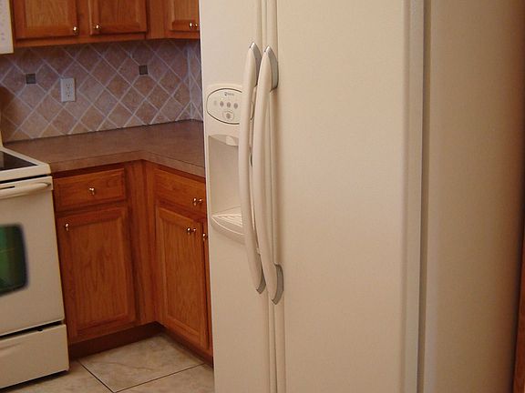 3rd image of 4801 N Wickham Cir Unit B