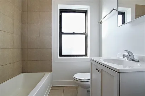 7057 S Princeton Ave Chicago, IL 60621 Photo 1