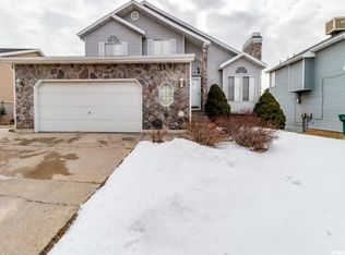 1005 W 2600 N, Layton, UT 84041